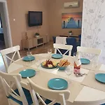 Rév *